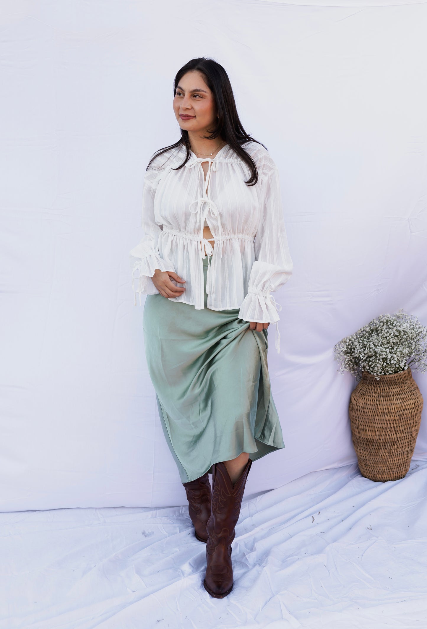 Eloise - Woven Front Tie Blouse