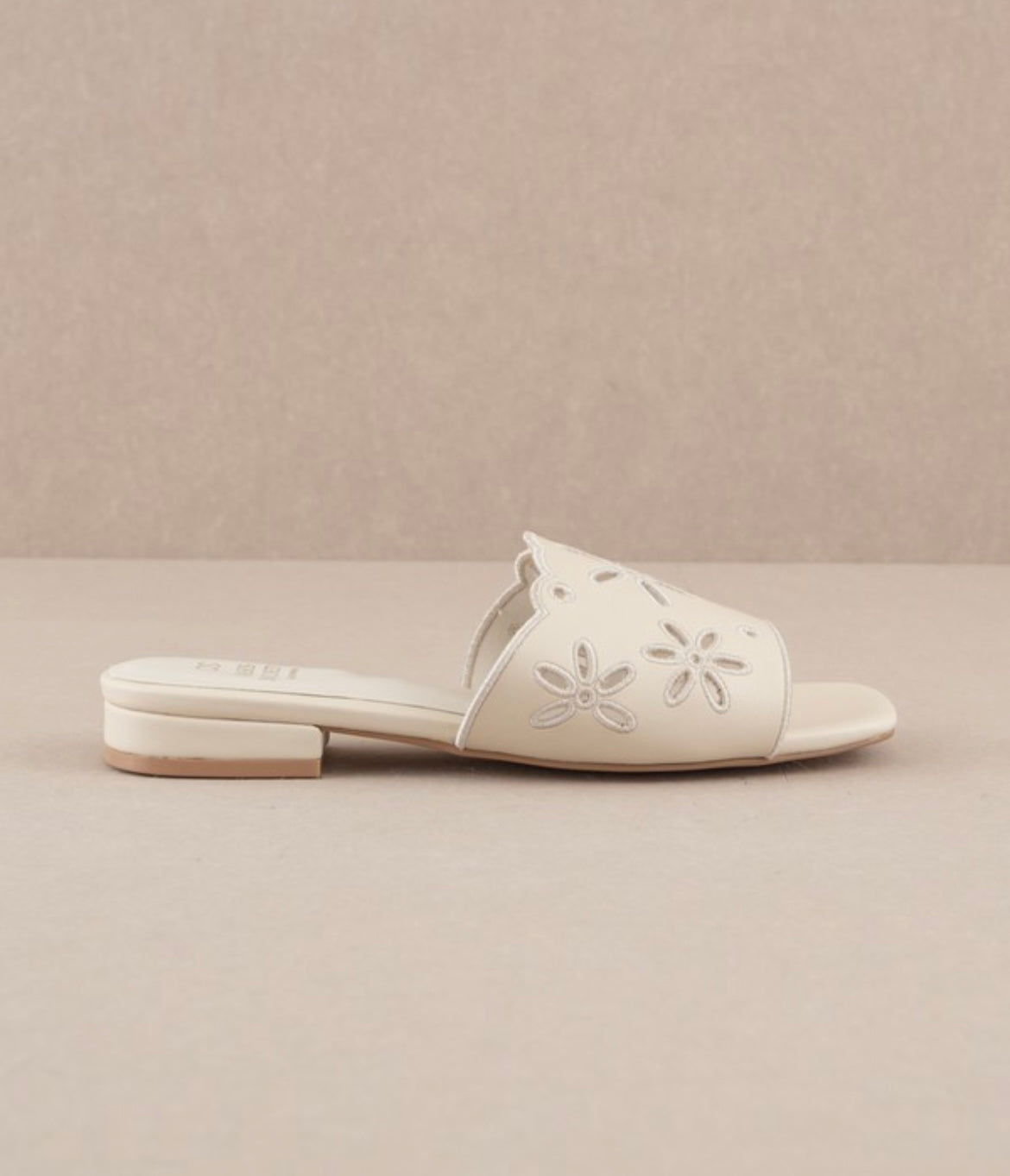 Flora- Flower Cutout Sandal