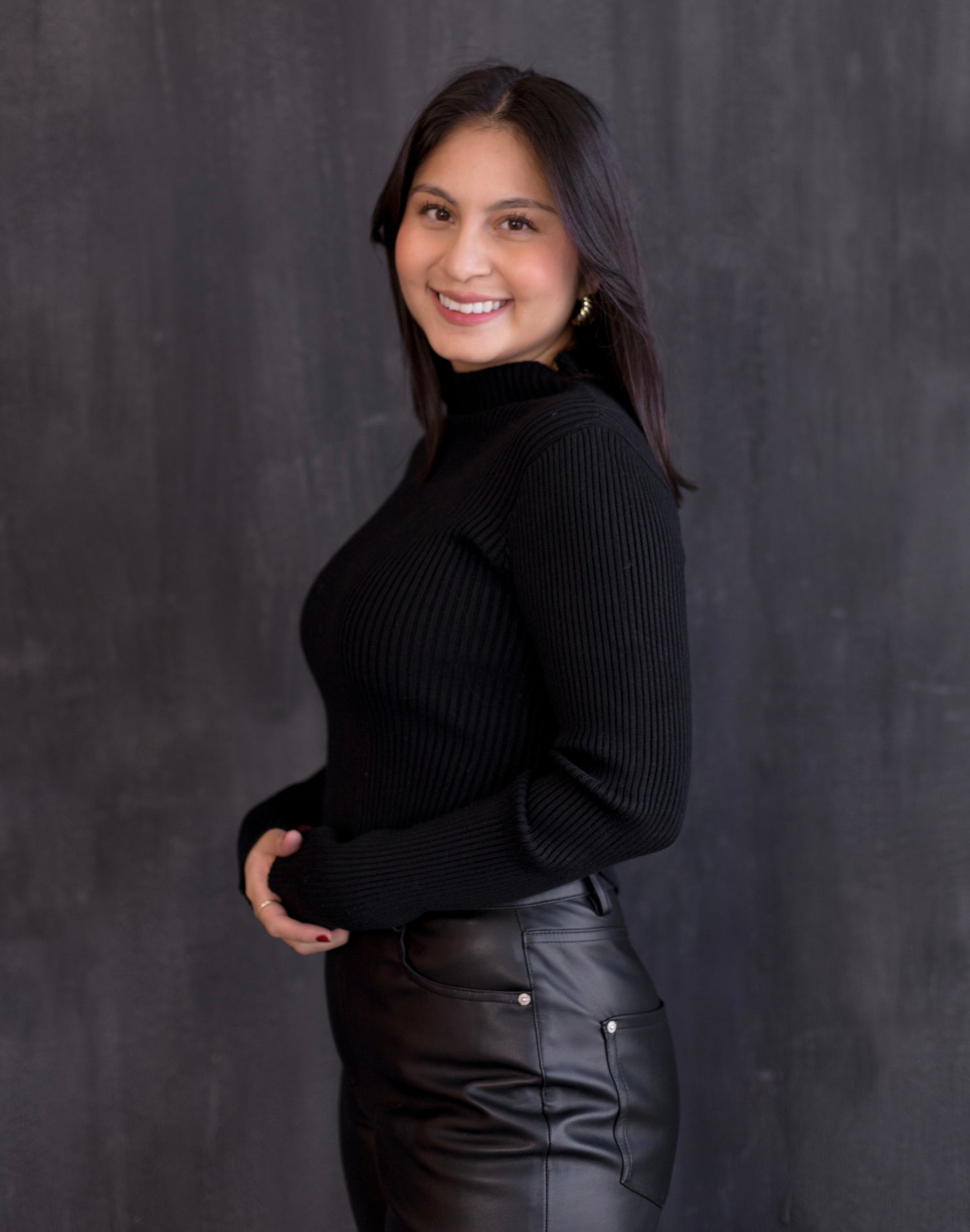 Fall Essential - Ribbed Mock Neck Top