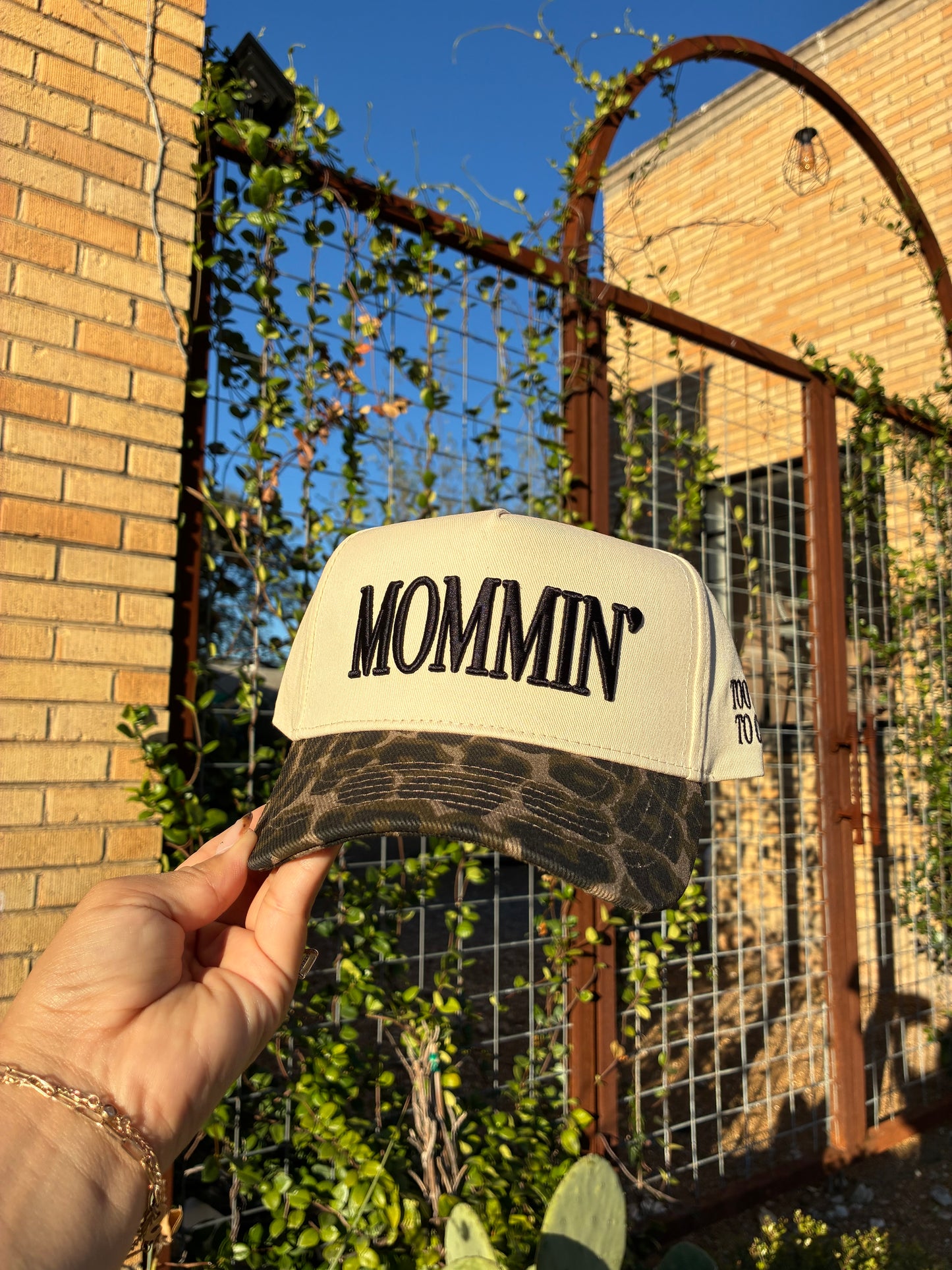 Mommin’ - Leopard Vintage Hat